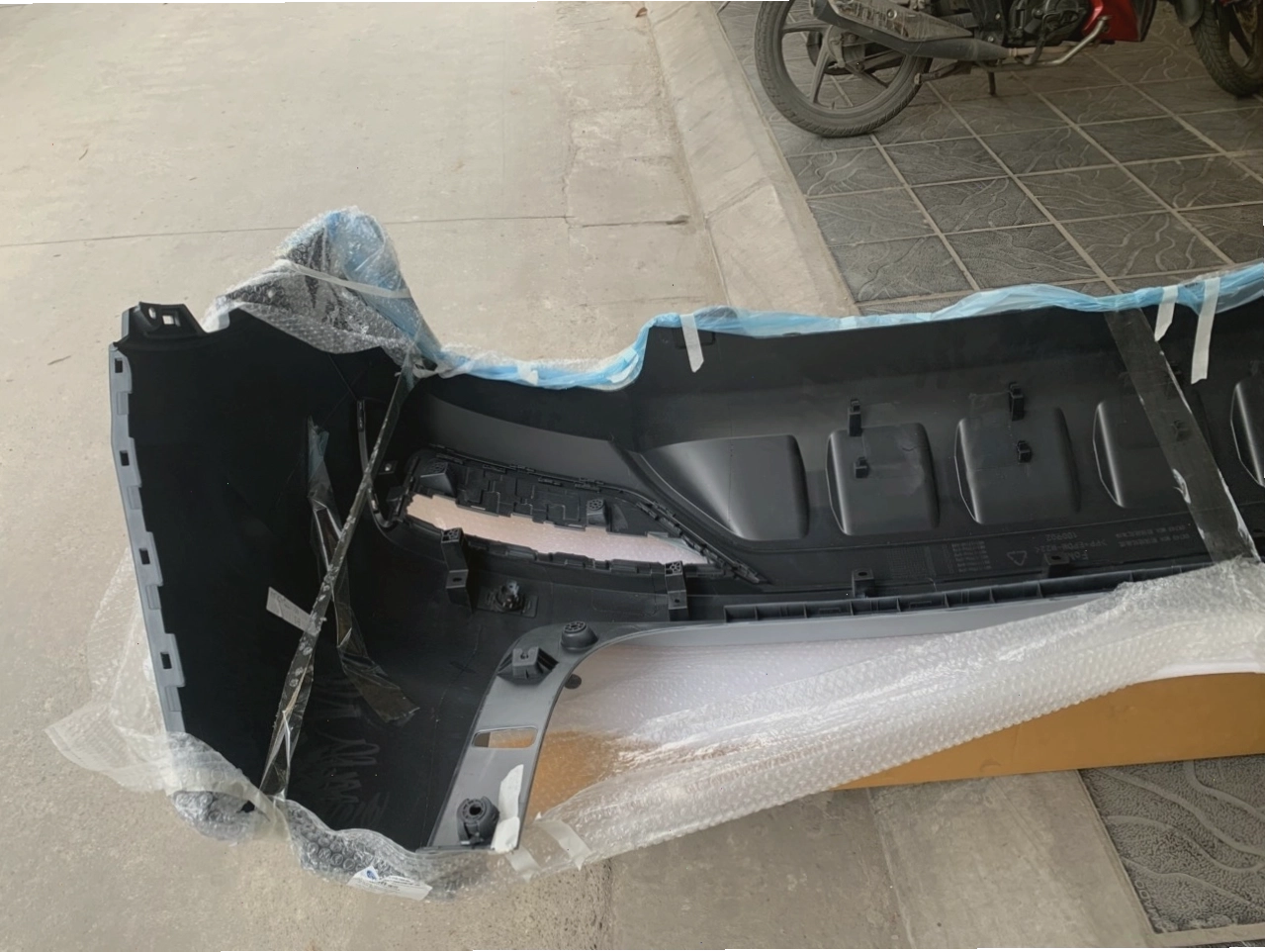 Ba đờ sốc sau Ford Ranger phiên bản đời mới