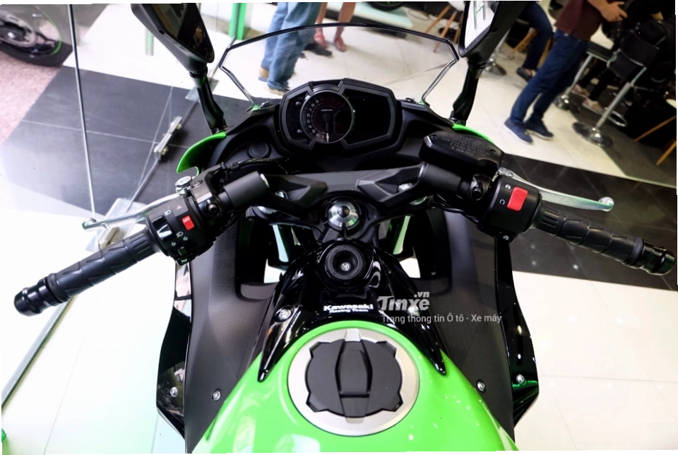 Bảng đồng hồ Kawasaki Ninja 650 2018