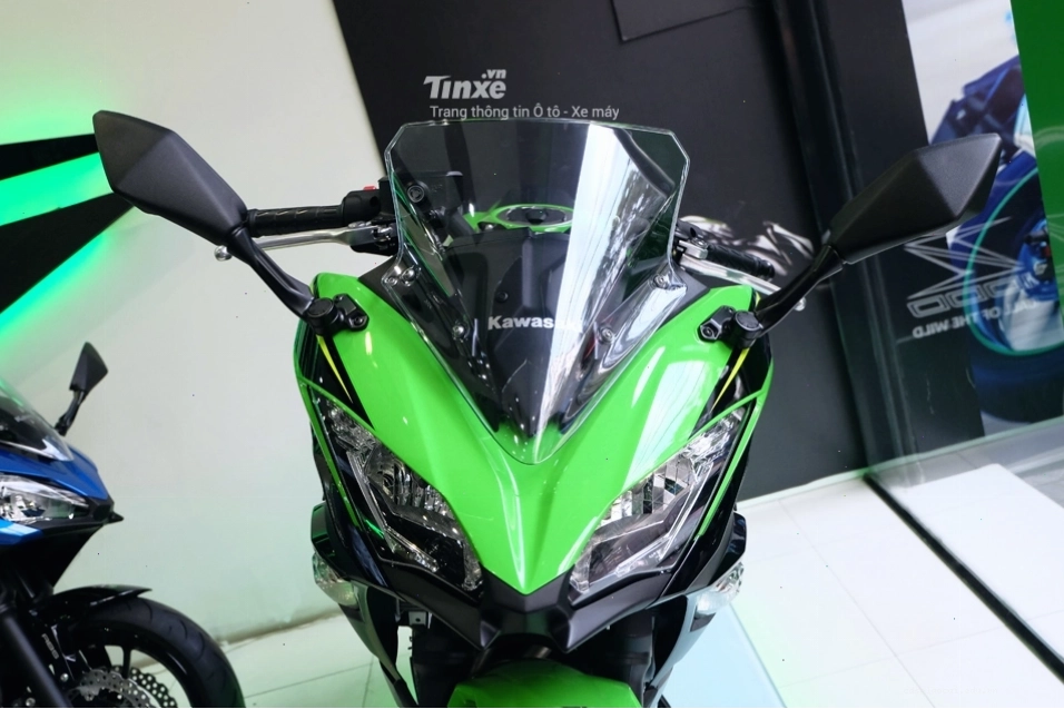 Bình xăng Kawasaki Ninja 650 2018