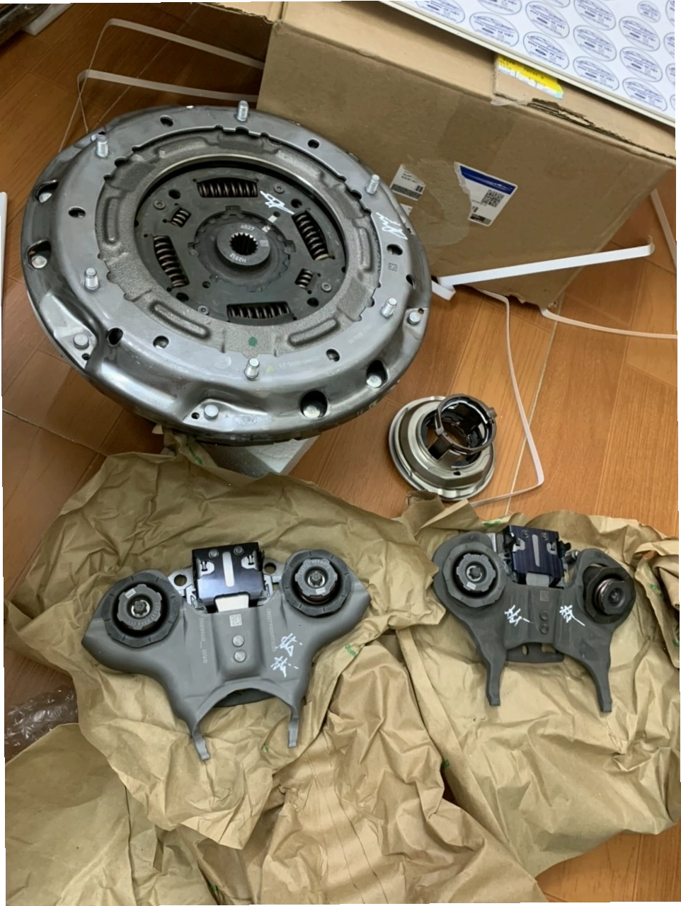Bộ ly hợp Ford dùng cho các dòng xe phổ biến