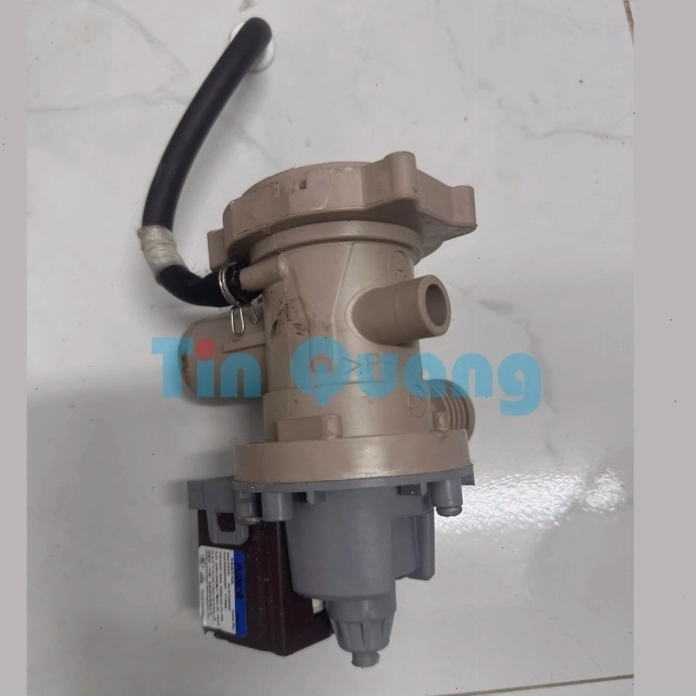Bơm kèm cùm xả máy giặt Aqua cửa trước