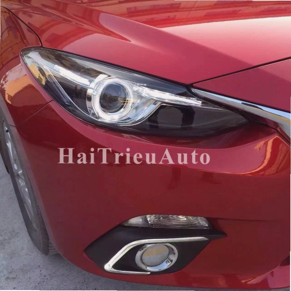 Cận cảnh chi tiết đèn pha LED trên xe Mazda