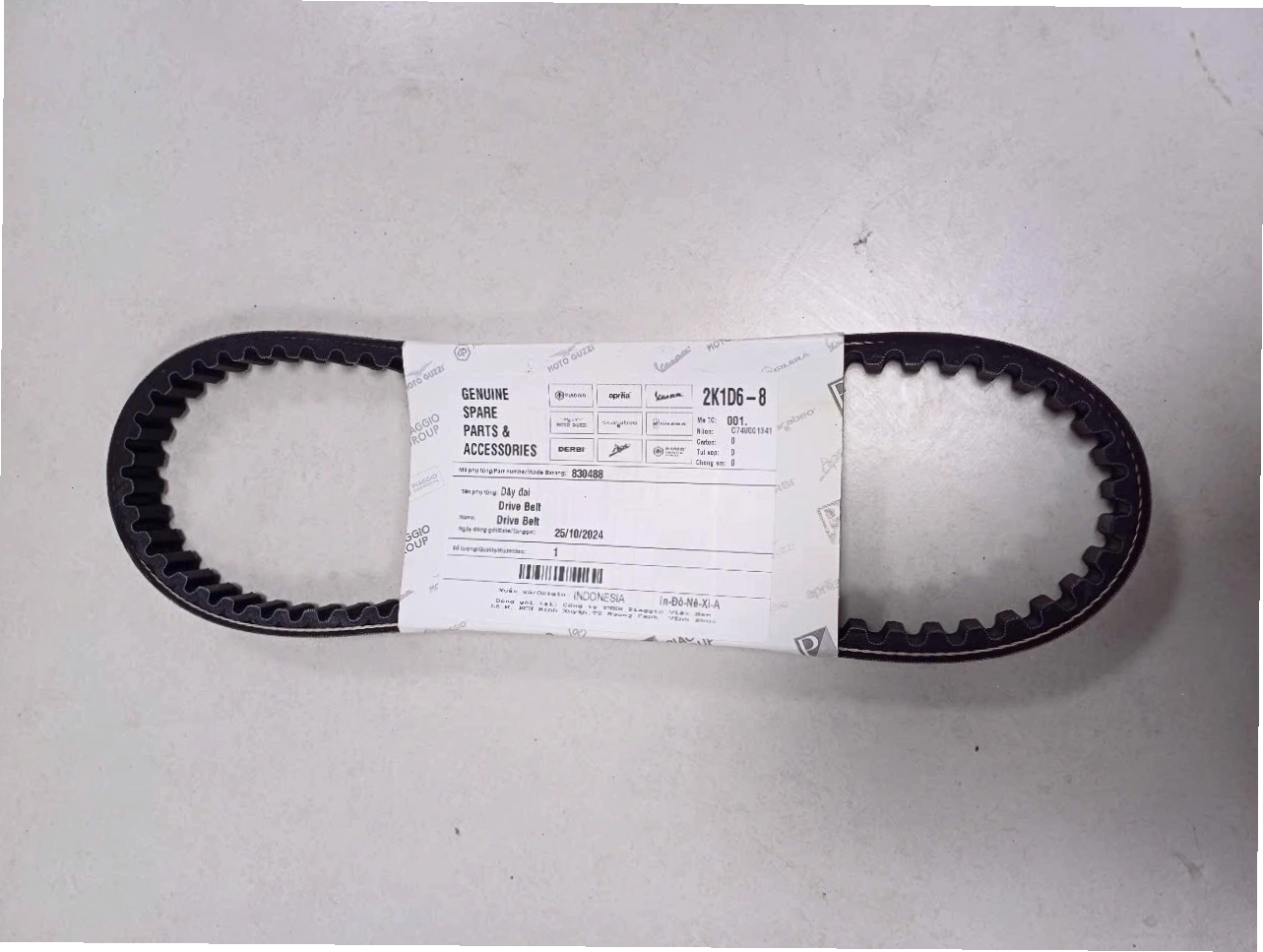 Cận cảnh dây curoa biến tốc Piaggio được thay thế