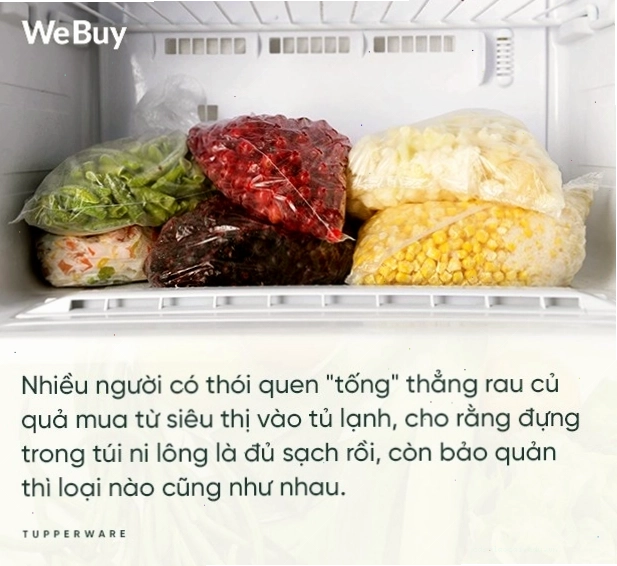 Cất rau quả trong hộp đựng chuyên dụng giúp giữ độ tươi lâu hơn so với túi ni lông
