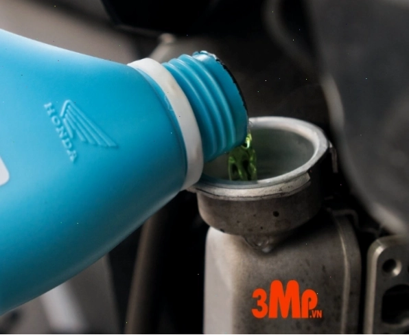 Cấu tạo két nước làm mát xe máy Honda