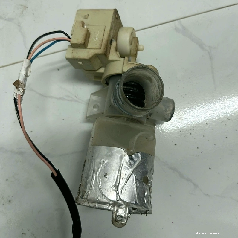 Cụm motor xả 3 dây máy giặt Aqua