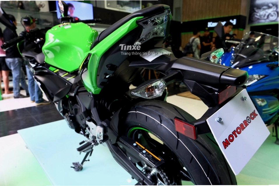 Đèn hậu Kawasaki Ninja 650 2018
