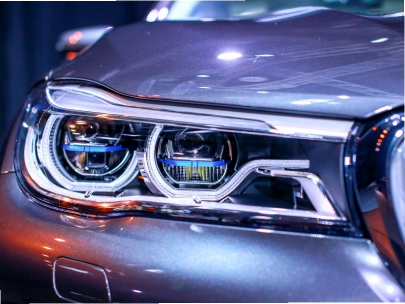 Đèn pha ô tô Hyundai với nhiều tác dụng hữu ích