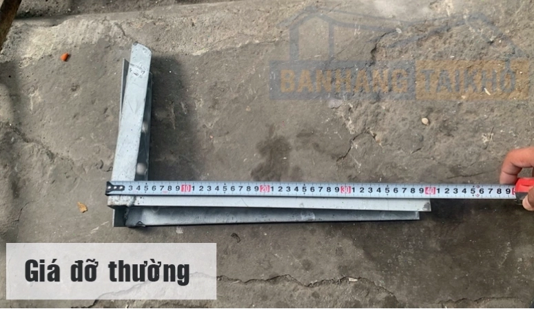 Giá đỡ cục nóng điều hòa loại chữ L bằng kim loại chắc chắn