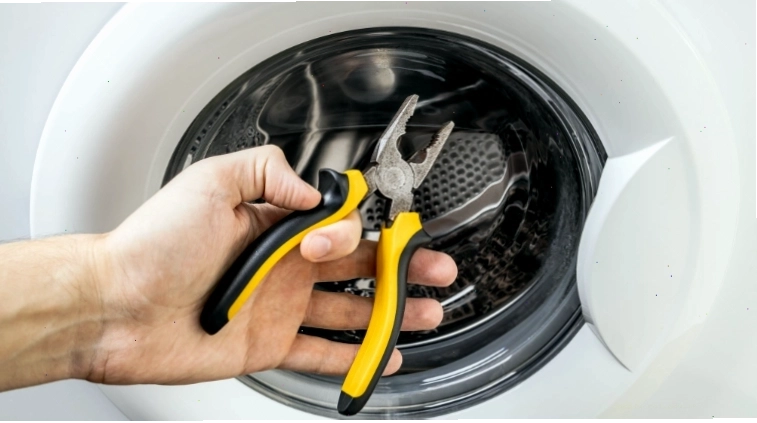 Hướng dẫn cách kiểm tra vòng bi máy giặt Hitachi.