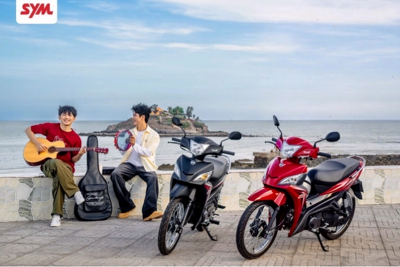 Khu vực trưng bày phụ tùng xe máy tại cửa hàng Kim Thành