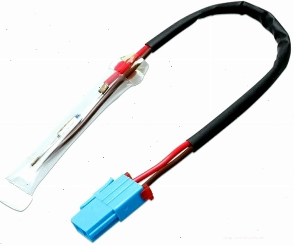 Kiểm tra cầu chì nhiệt tủ lạnh bằng đồng hồ đo