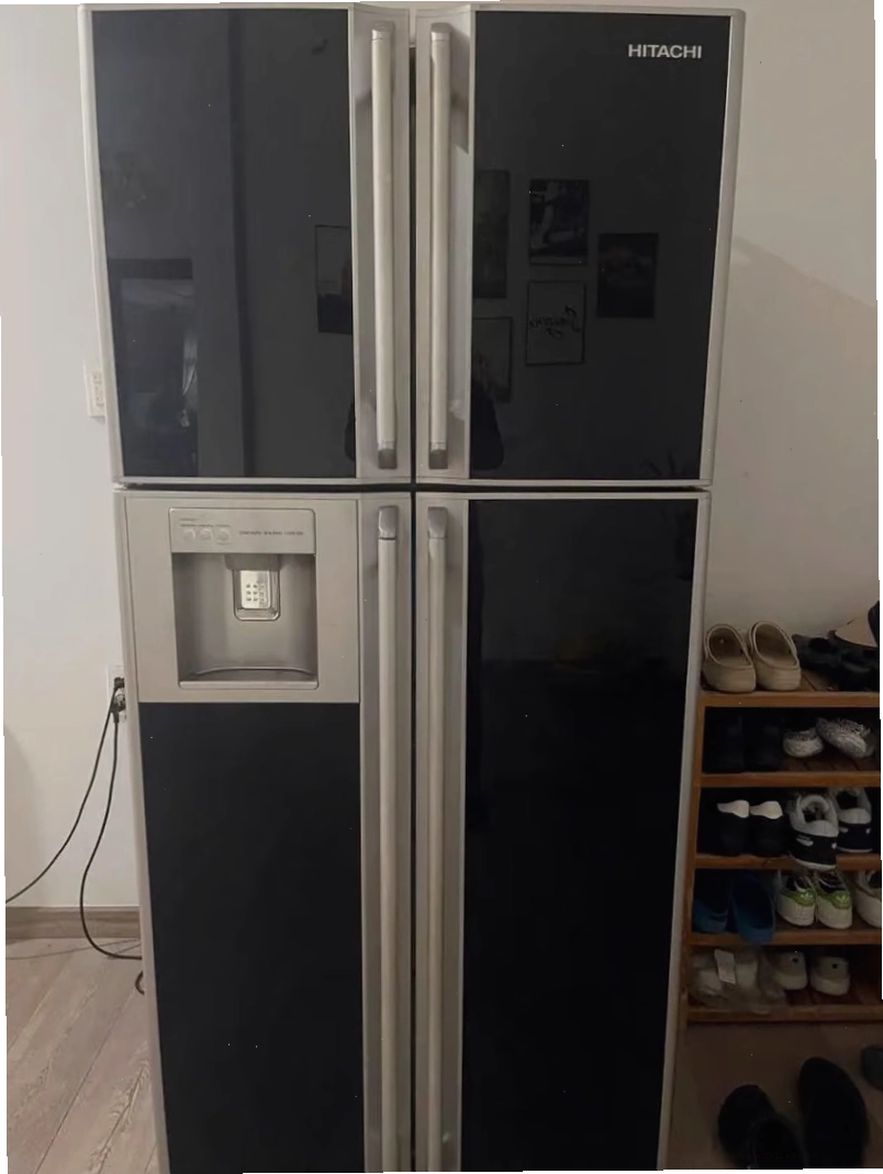Kiểm tra gioăng cửa tủ lạnh side-by-side Hitachi
