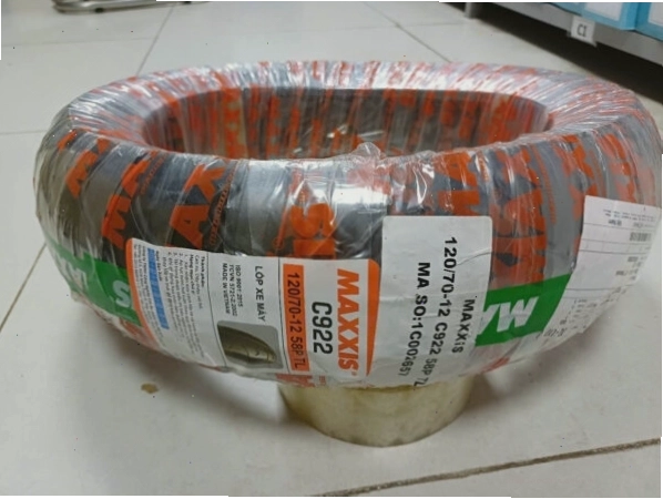 Lốp sau Maxxis cho Vespa Sprint Fly 1C002657