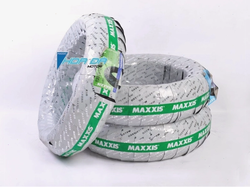 Lốp sau Maxxis cho xe Piaggio Fly, tương tự về công nghệ với lốp trước