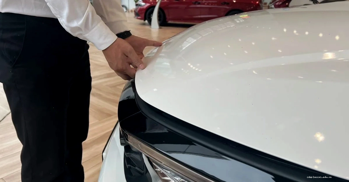 Mở nắp capo xe Honda