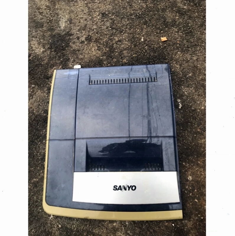 Nắp máy giặt Sanyo ASW-F700ZT cũ tốt 95%