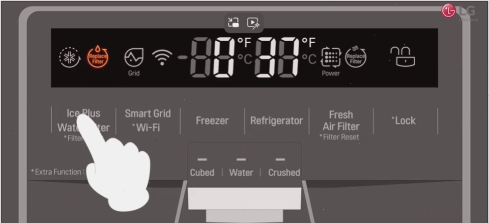 Nhấn và giữ nút Water Filter để reset bộ lọc