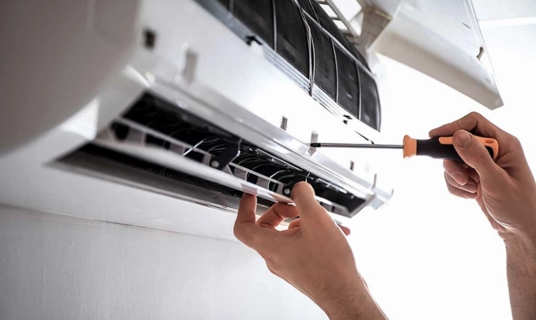 Ống Thoát Nước Điều Hòa Daikin: Hướng Dẫn Lắp Đặt và Lựa Chọn Hiệu Quả