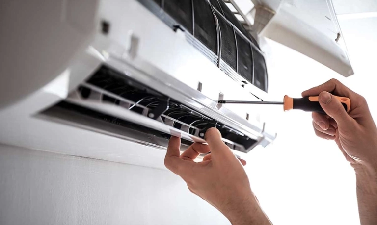 Ống Thoát Nước Điều Hòa LG: Hướng Dẫn Lắp Đặt Và Lưu Ý Quan Trọng