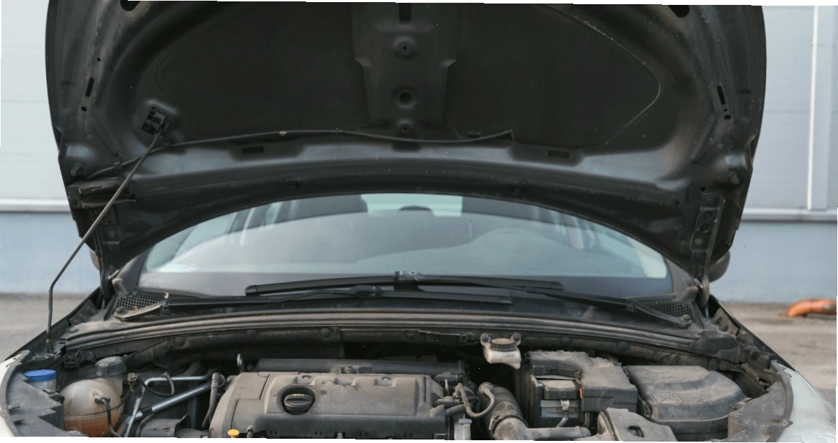 Phụ tùng nắp capo Hyundai chính hãng