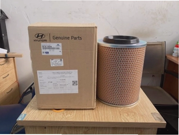 Quy trình thay lọc gió động cơ xe Hyundai