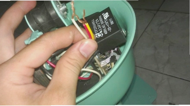 Quy trình thay tụ điện quạt Aqua cần thực hiện cẩn thận