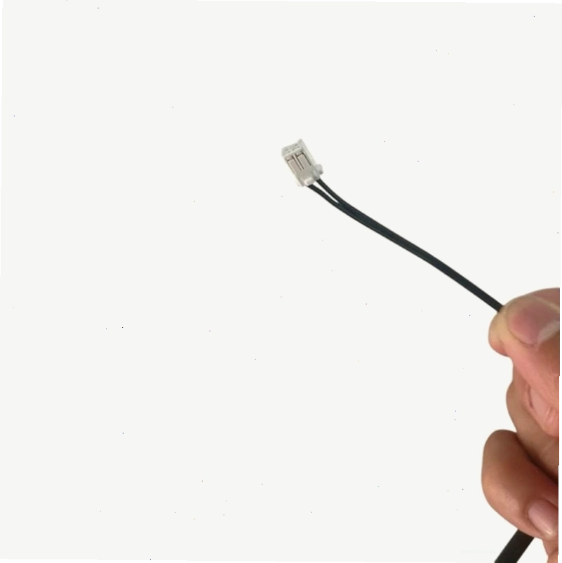 Sensor đầu đồng máy lạnh Toshiba kết nối với bo mạch