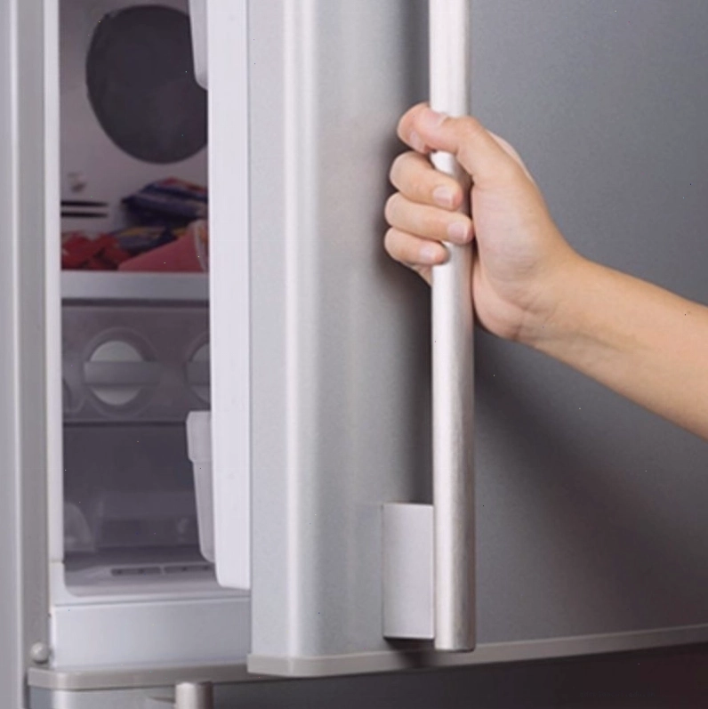 Tay nắm cửa tủ lạnh Hitachi chính hãng