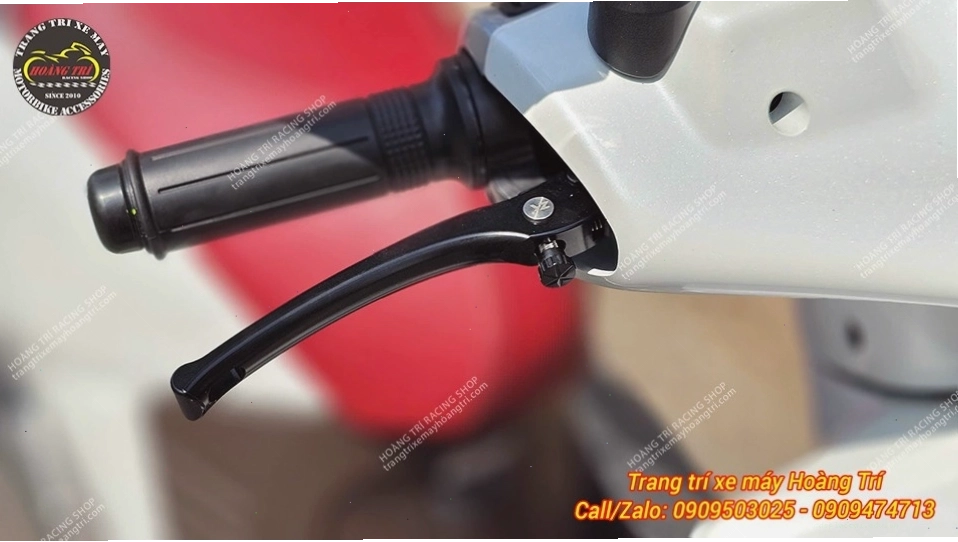 Tay thắng kiểu màu đen cho xe VinFast Vento S với thiết kế sang trọng
