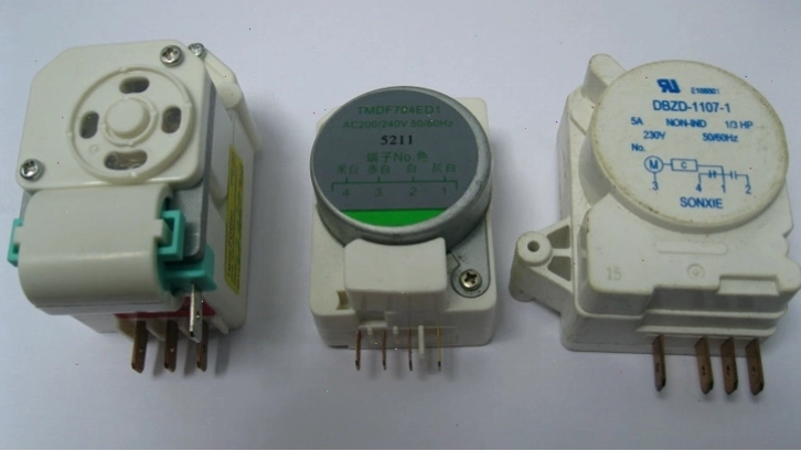 Timer xả đá tủ lạnh là gì và chức năng chính