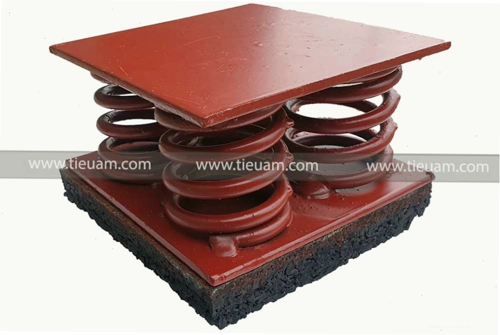 Ứng dụng lò xo giảm chấn trong hệ thống treo công nghiệp