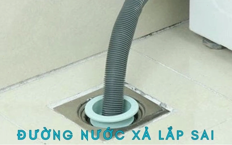 Van xả máy giặt Toshiba bị lỗi do ống thoát nước lắp đặt sai vị trí