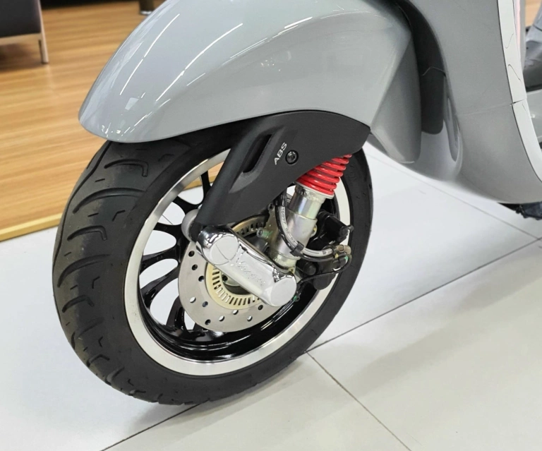 Vành Xe Piaggio: Lựa Chọn Hoàn Hảo Cho Dòng Xe Vespa