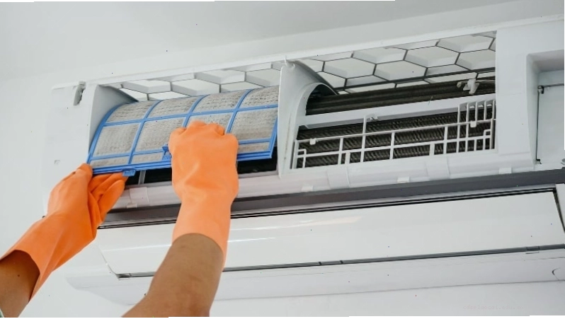 Vệ sinh điều hòa Casper khi thấy máy làm lạnh yếu