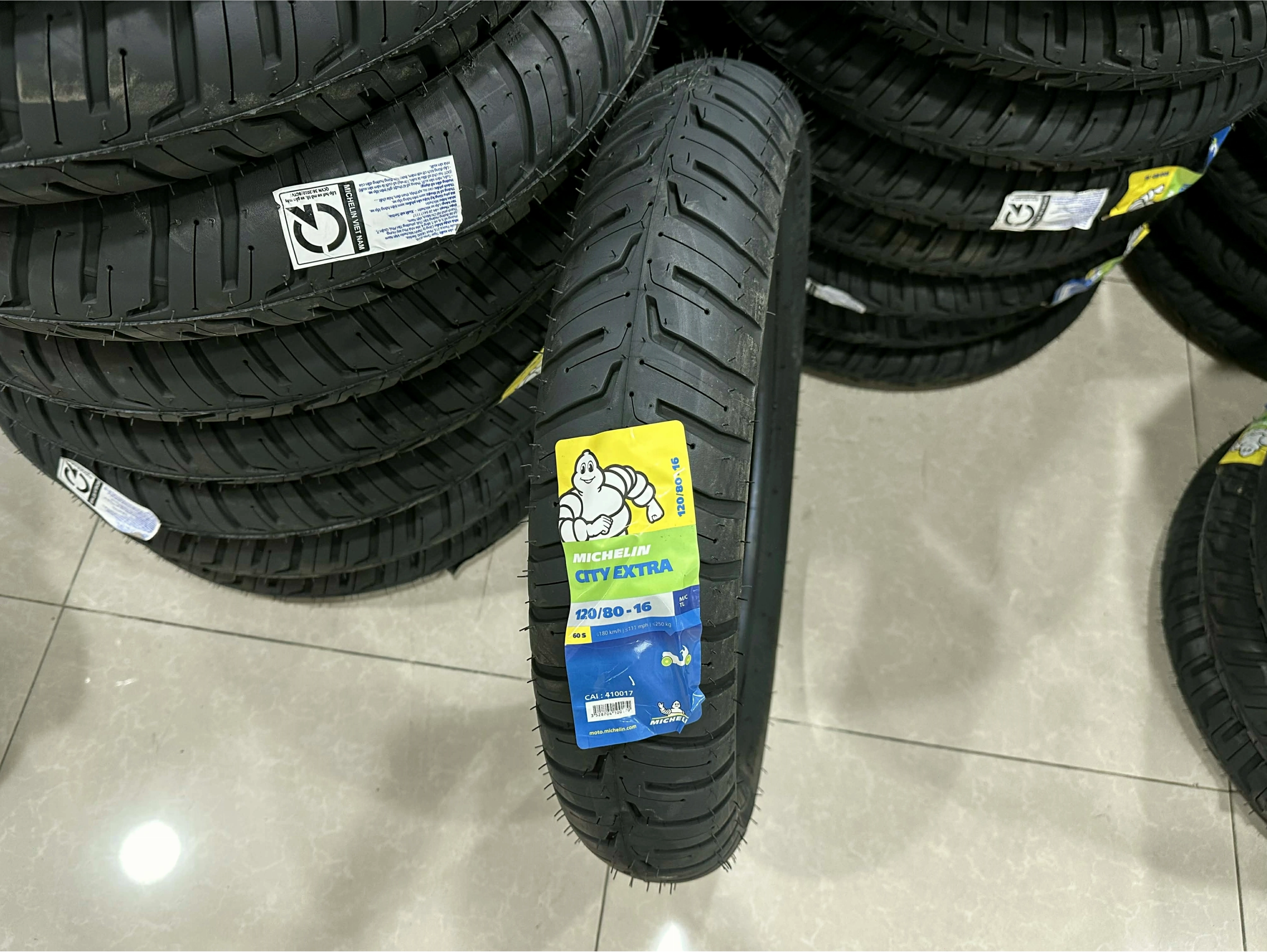 Vỏ Michelin City Extra kích thước 120/80-16